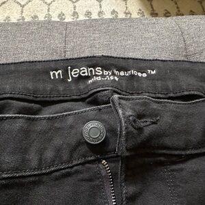 Women’s midrise skinny jeans